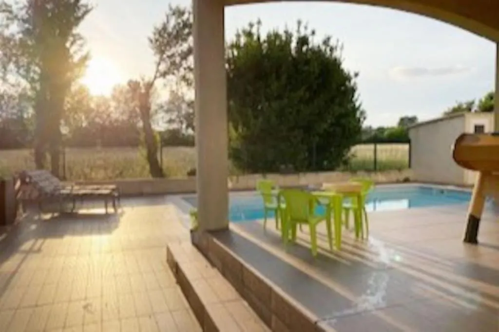 Villa Entiere. Alpilles Aix Marseille Avignon. Istres France